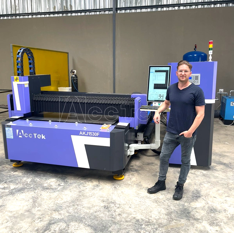 เครื่องตัดไฟเบอร์เลเซอร์ CNC ร - Industrial Laser Cutting Machine บทวิจารณ์และราคา